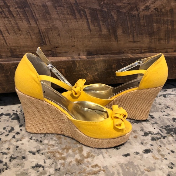 Call it spring peep toe wedges - Picture 7 of 7